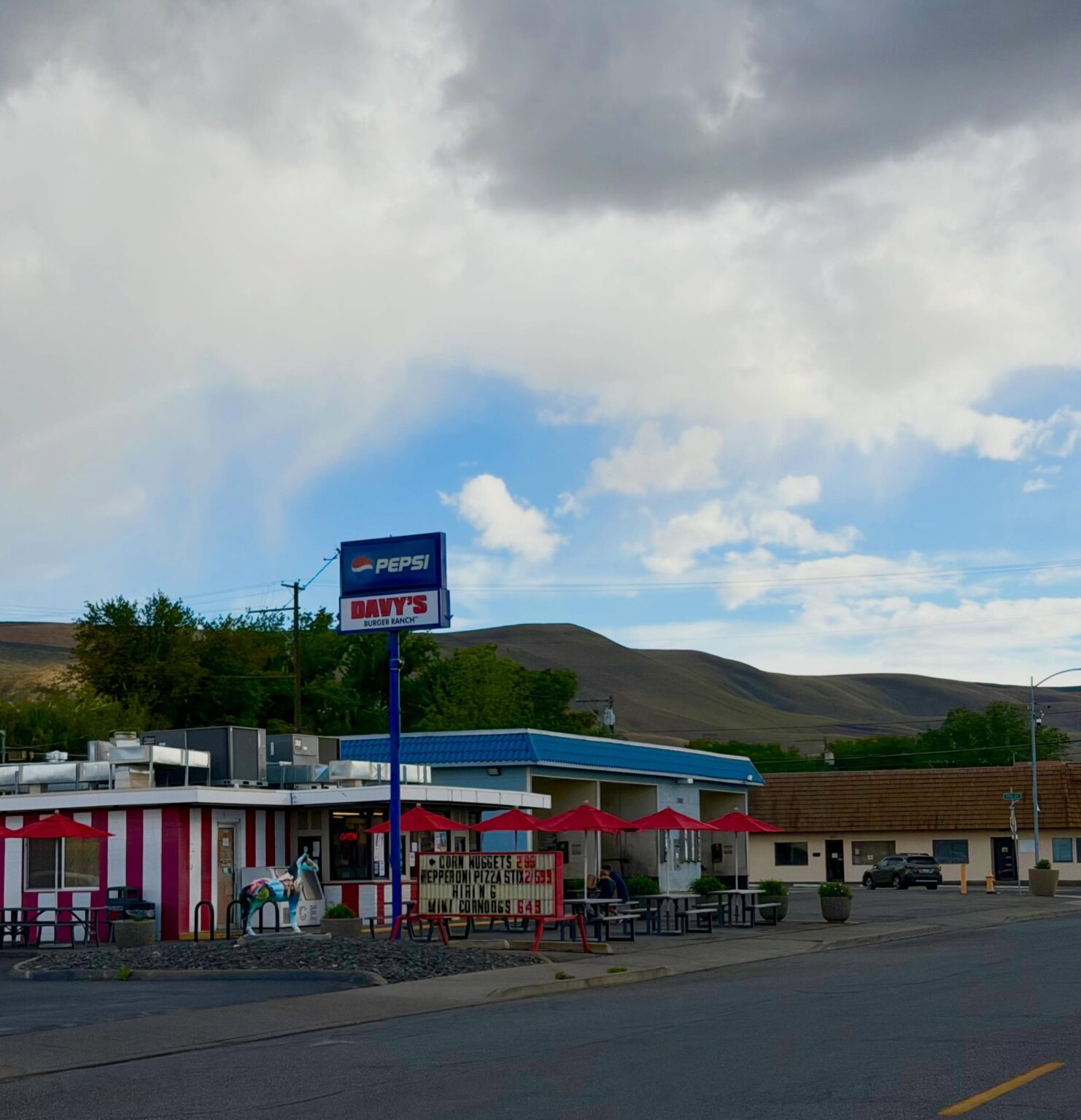 Davy's Burger Ranch fast food restaurant with Pepsi sign